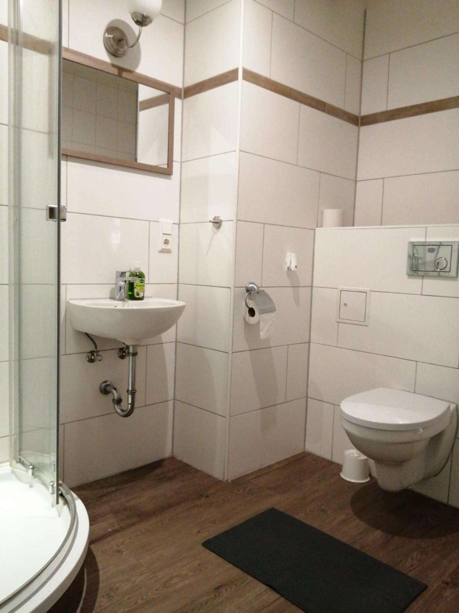 Hotel-Garni "Zum Loewen" Bad Freienwalde Zewnętrze zdjęcie